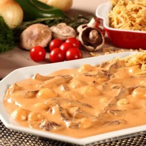 STROGONOFF DE CARNE