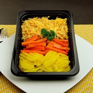 FRANGO DESFIADO + MANDIOQUINHA + CENOURA